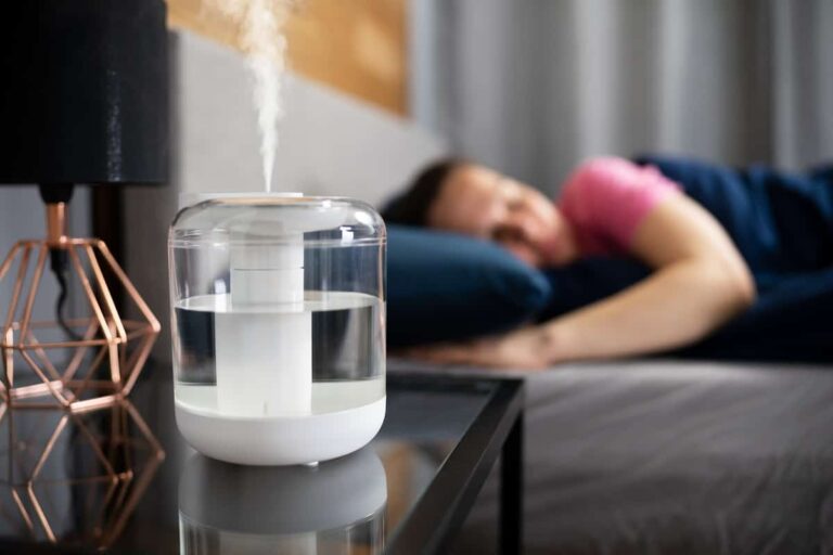 Benefits-Of-A-Humidifier-While-Sleeping