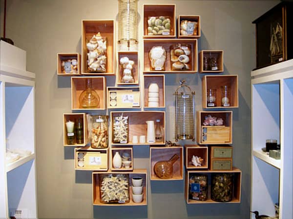 displaying antique collections